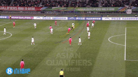 今天没带射门靴？孙兴慜单刀推射再度偏出