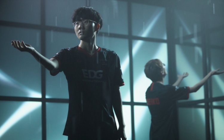 半决赛魔咒?半决赛2-1拿到赛点的战队全部失利！