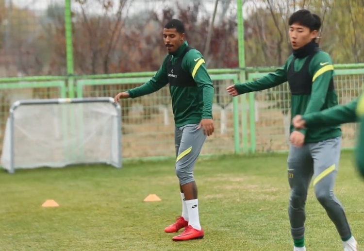 新外援安德森-席尔瓦与国安队会合，身体恢复后将参加对抗训练