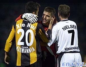 谢晖回顾留洋生涯(二):在这里足球不单单是体育,它是一种信仰