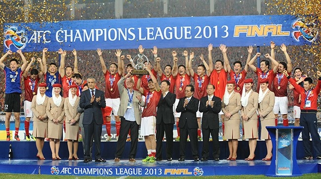 八年前的今天，广州队夺得队史首个亚冠联赛冠军