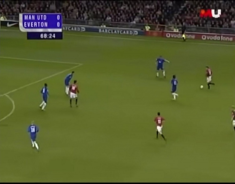 “铁”“索”连环??02/03赛季李铁防守索尔斯克亚珍贵画面