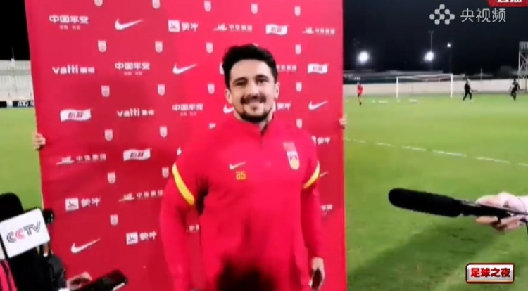 洛国富:现在的体能在一点点提高,希望能踢到70分钟80分钟