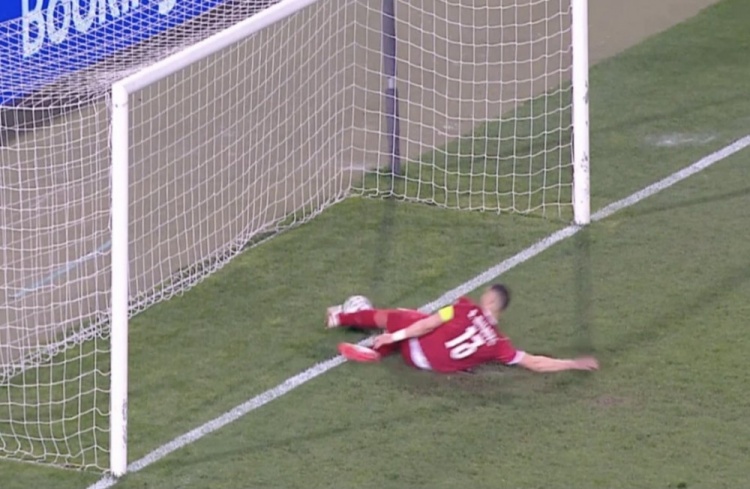 真就差这一球！如果首回合C罗未被误判，葡萄牙将直接进世界杯