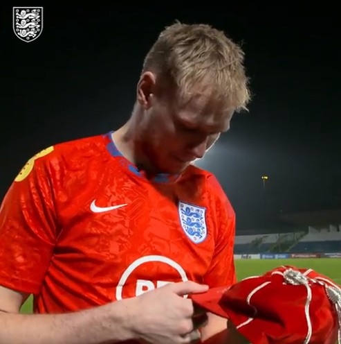 拉姆斯代尔谈英格兰队首秀：梦想这天很久了，听到国歌时落泪了