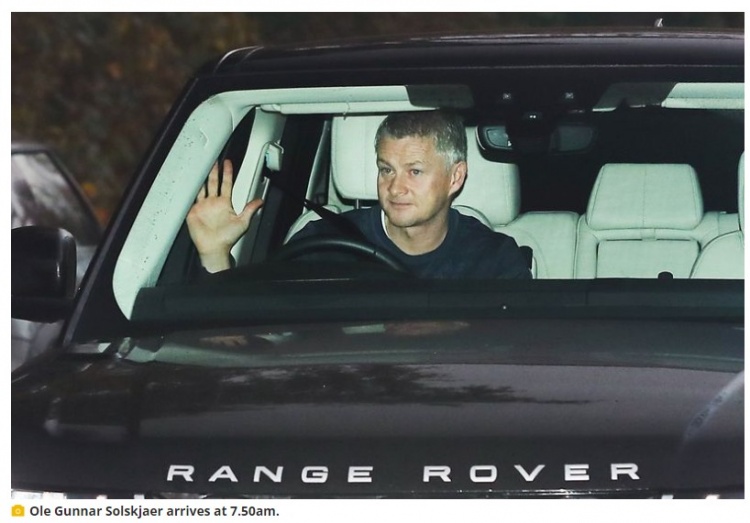 曼晚：索帅休假归来已抵达基地，有11名球员参与训练