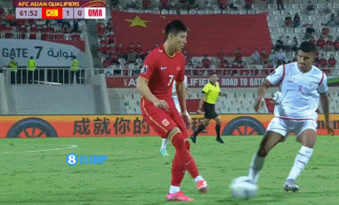 ?拼劲十足！洛国富被换下前5分钟曾狂奔大半场回防禁区