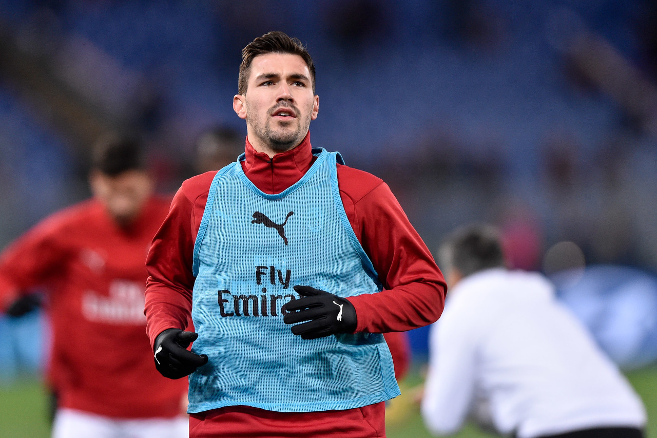 罗体：尤文与拉伊奥拉谈过罗马尼奥利的情况，可能考虑明夏免签