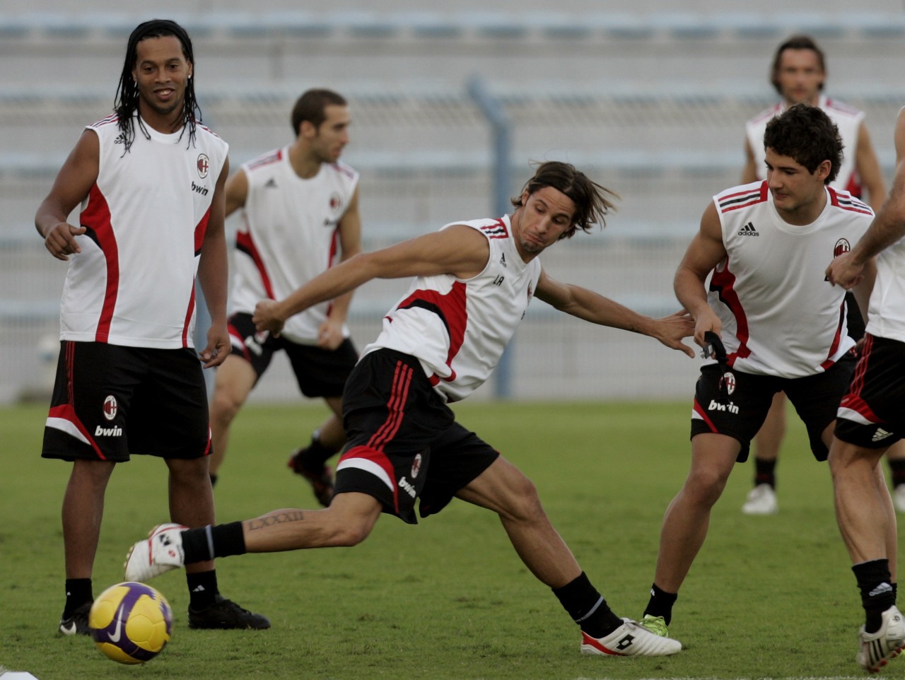 安东尼尼:伊布强如科幻小说,他总是想证明自己是独一无二的