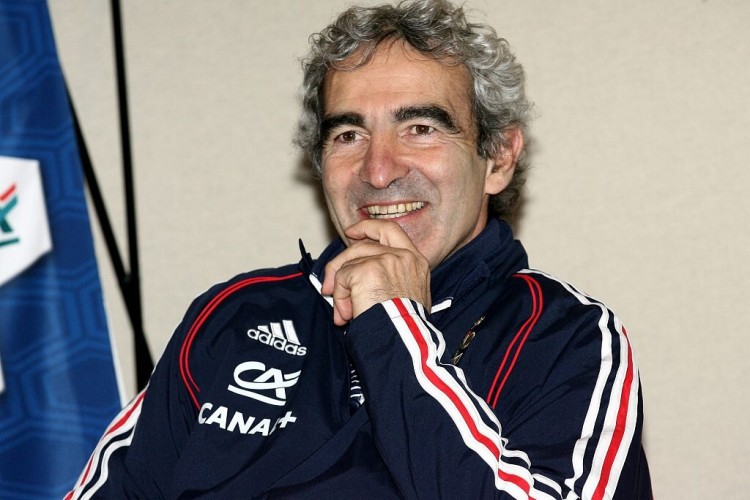 多梅内克:内马尔正逐渐找回状态,他已成为跑动最多的球员之一