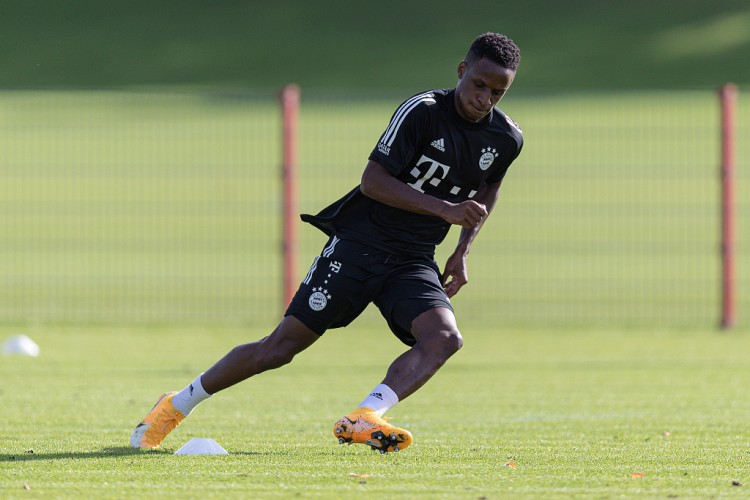 体图:拜仁想要清洗萨尔,但球员满意高薪长约而拒绝离队