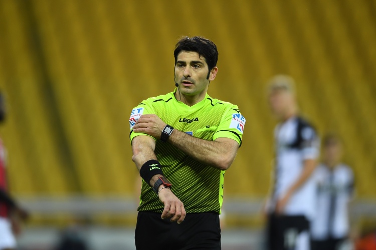 共和报:米兰vs罗马的当值主裁马雷斯卡可能被禁哨1-2场