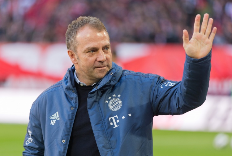 弗里克欧冠决赛前播放球员家人助威短片，博阿滕&科曼泪流满面