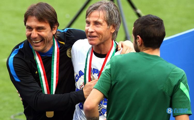 记者:热刺已经联系孔蒂,帕拉蒂奇想截胡曼联