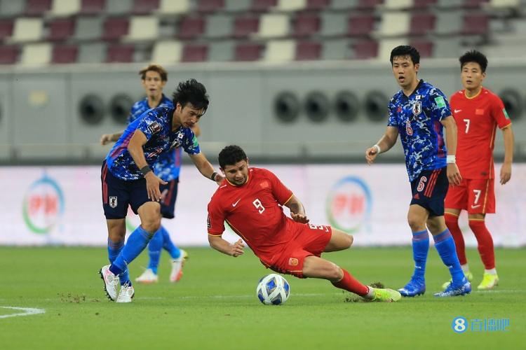 李璇:若出线无望归化还有心思代表国足出战吗?过年不输给越南?