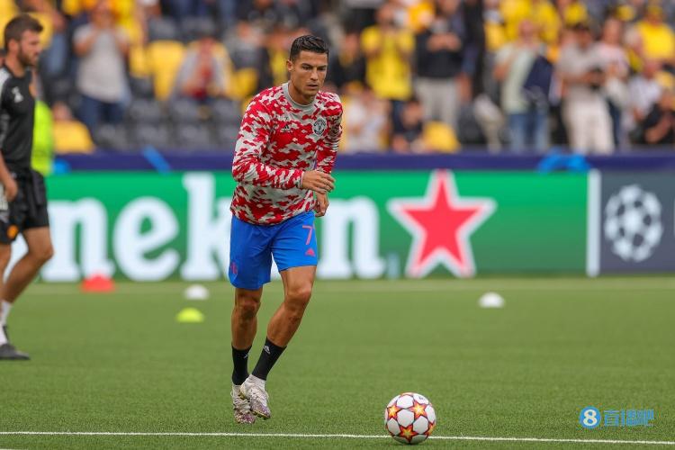 太阳报:C罗考虑退役后定居英格兰西北部,已经开始寻找合适住所