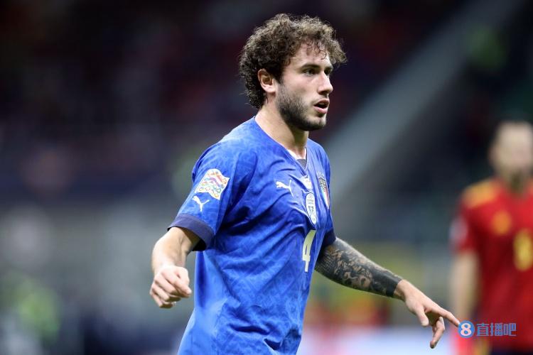 都体:米兰担心卡拉布里亚的伤势,将为其进行详细的仪器检查