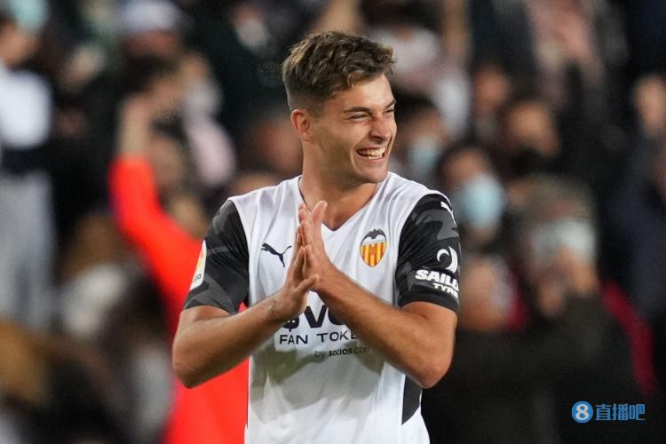 杜罗双响，西甲历史首次有球员补时梅开二度助球队挽回两球劣势