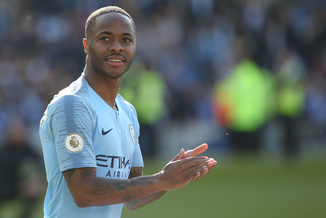 镜报:巴塞罗那希望在冬窗以先租后买的形式引进斯特林