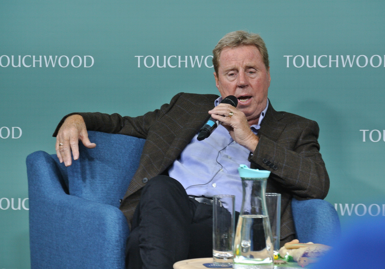 老雷:热刺会给孔蒂资金支持 他们可以进入前四