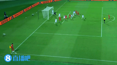 终于开张啦！本届12强赛至今国足首次在上半场破门得分