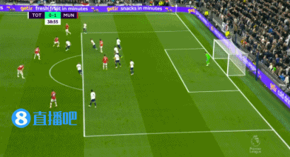 博格巴摆出搞怪表情感叹：C罗的射门WOW?