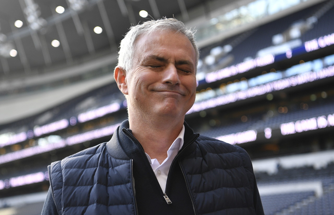 一年不如人家一天?穆里尼奥在英超执教2315天，日收入42192镑