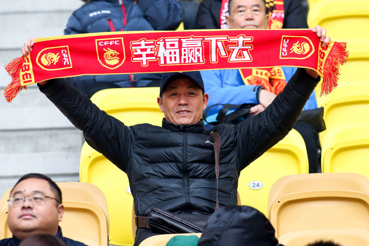 日本联赛也有球队面临解散危机?鸟栖高薪请托雷斯榨干了自己