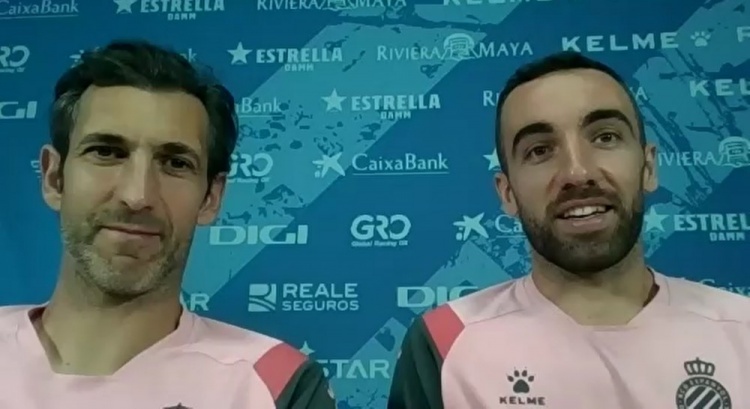 直播吧采访达德尔:球迷们非常认同武磊,他总是想方设法摆脱防守