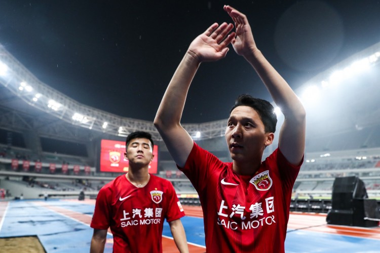 记者:津门虎等待最后4将加入,张一、张卫将随海港离开上海