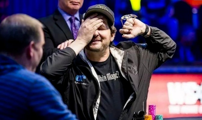 德州扑克鱼玩家的内心独白，可以说非常真实了~