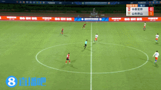 平地惊雷!门将手抛→左路传中→世界波!儒尼奥尔爆射扳平泰山!