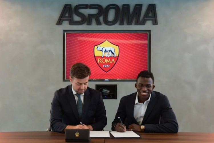 小将吉安谈续约罗马:穆里尼奥对我来说有着特殊的意义