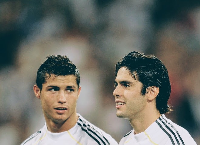 C罗-卡卡16次合作进球GIF:皇马金球组合曾带来璀璨憧憬