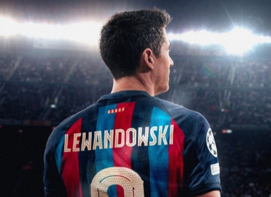 罗马诺:莱万离开拜仁因没有收到“合适”的续约报价,球员很失望