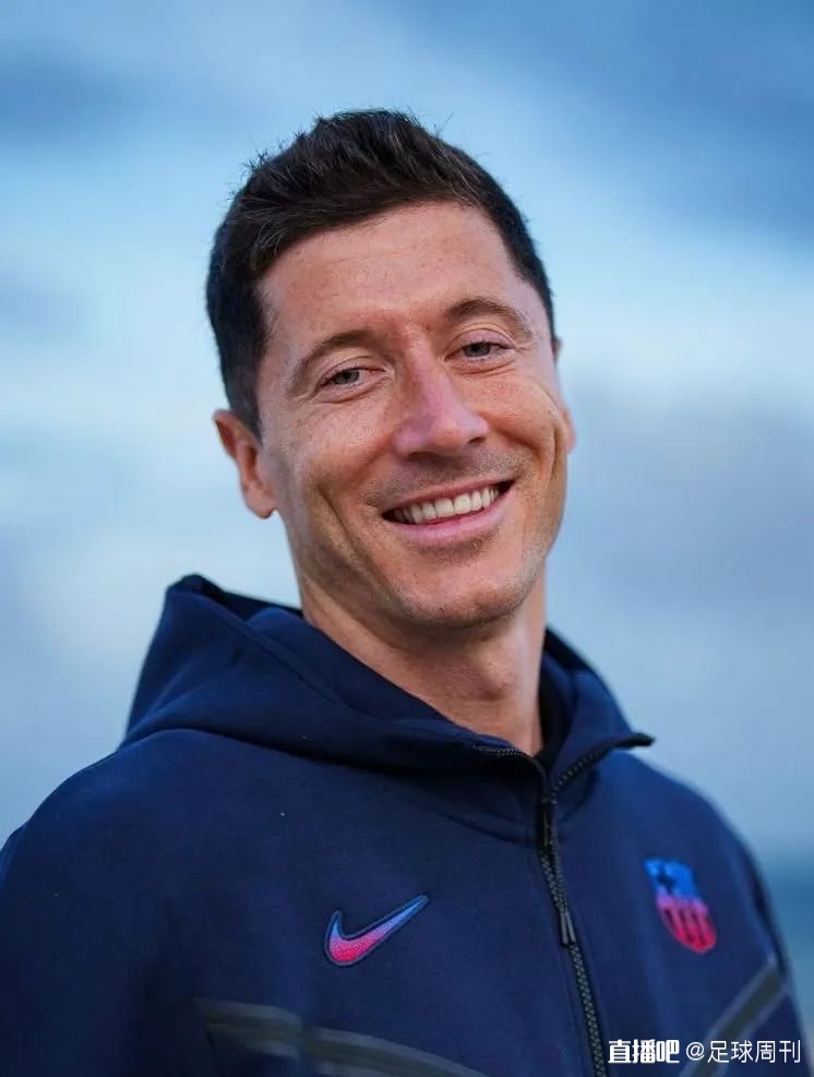 观点丨灾年豪购莱万,巴萨透支未来