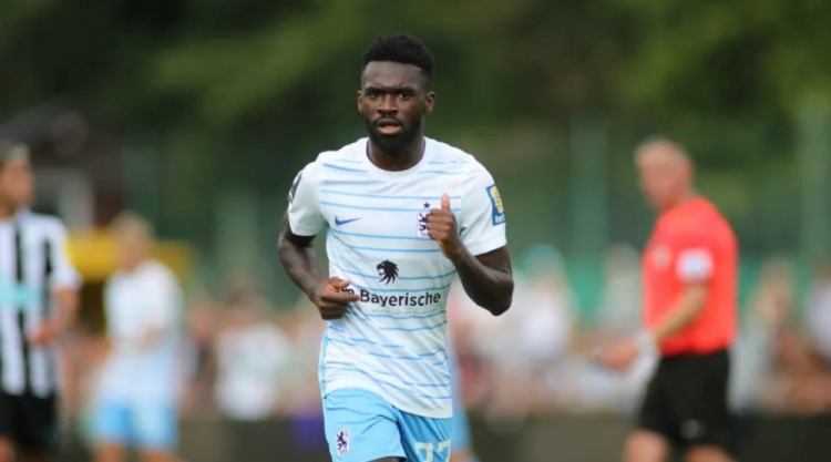 慕尼黑1860新援调侃拜仁：他们的许多球迷只是因冠军和球星而来