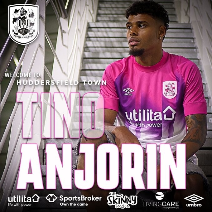 切尔西官方:20岁小将安乔林租借加盟哈德斯菲尔德