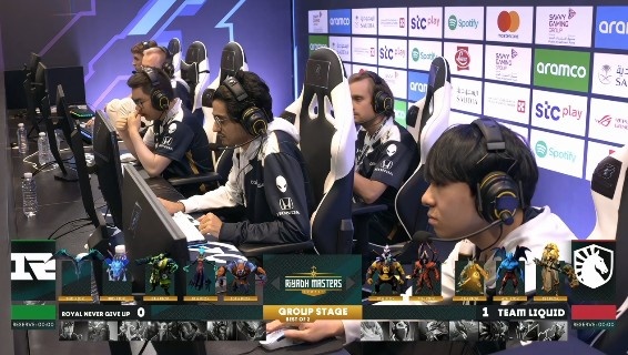 ?zai小丑炼金神仙难救,超哥帕克冲泉手刃上帝,RNG液体握手言和