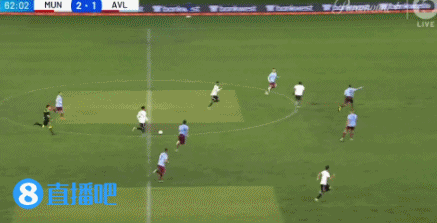 航母滑行立大功!利昂-贝利小角度空门,马奎尔滑铲解围!