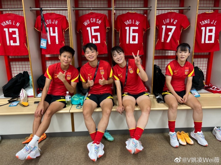 姚凌薇发文:我们想要继续前进的心更加坚定,展现更好的我们