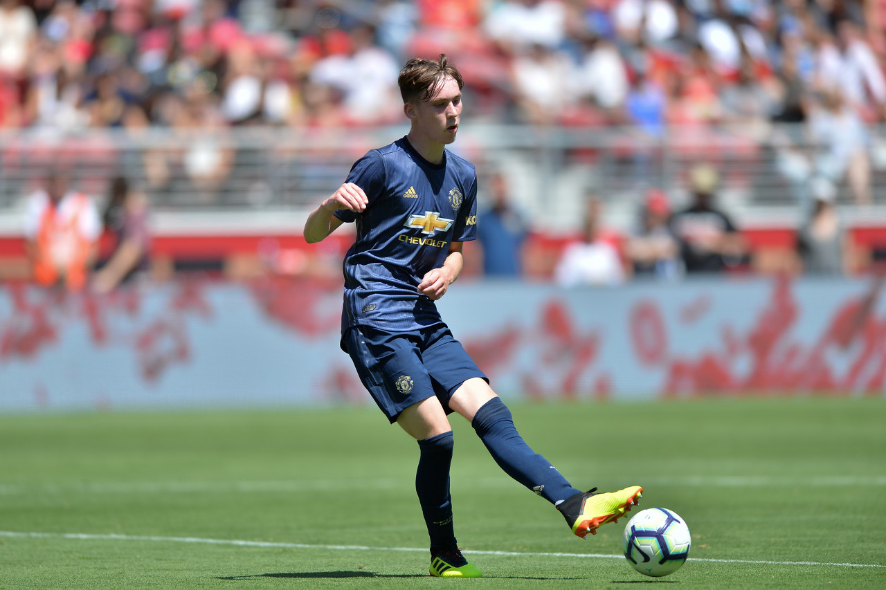 电讯报:詹姆斯-加纳可能被外租,或转会诺丁汉森林