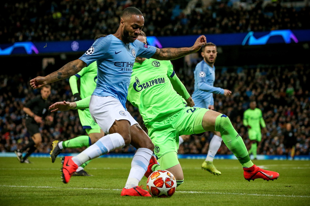 阿邦拉霍:斯特林会让切尔西更强,但他们还需补充前锋和中卫