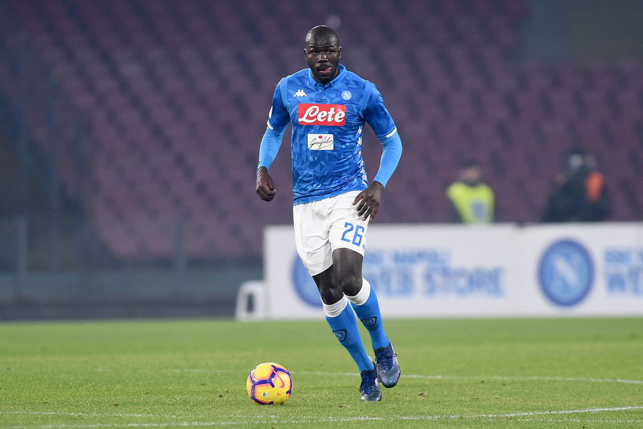 迪马：库利巴利飞抵伦敦体检，周五赴洛杉矶与球队汇合