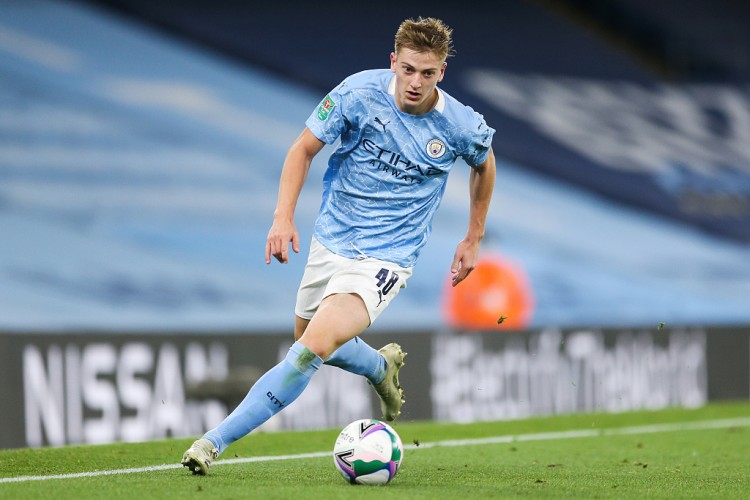 罗马诺:南安普顿1600万镑报价19岁中锋德拉普,但被曼城拒绝