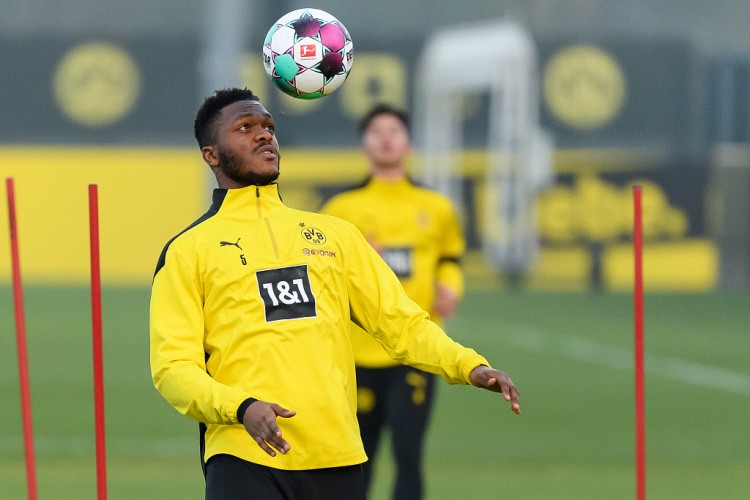 罗马诺:罗马正在推动免签扎加杜,维纳尔杜姆也是重要引援目标