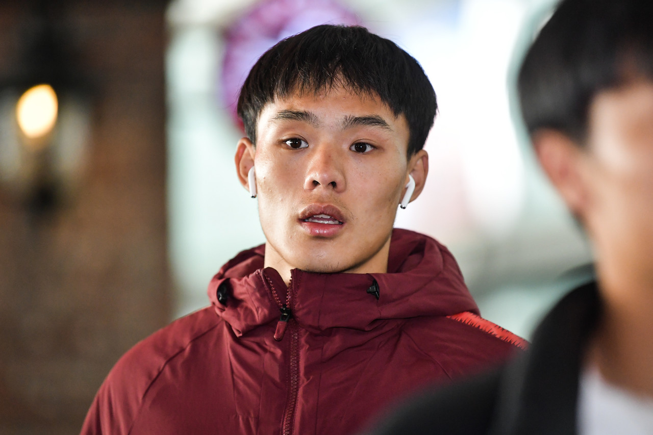 沪媒:刘若钒被扬科维奇冷落一年半,东亚杯能否获重用打问号