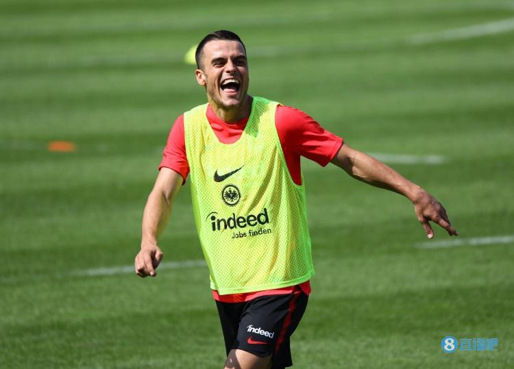 罗马诺:西汉姆推进科斯蒂奇和斯卡马卡的转会,已提交报价