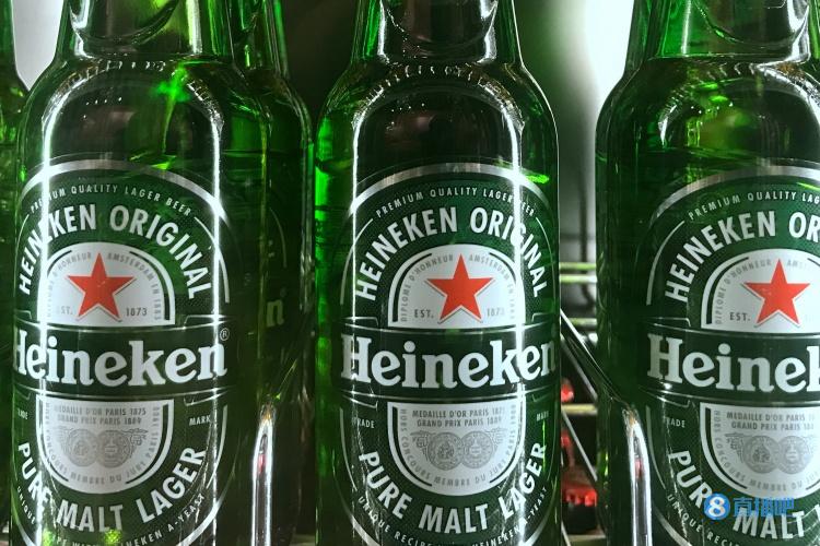 星报:英超各俱乐部啤酒售价曼联最贵,曼城最便宜