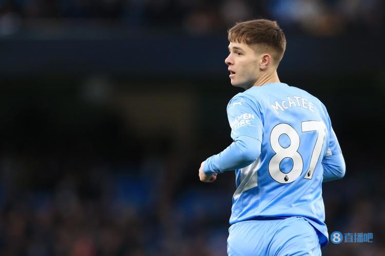 TA：曼城看重麦卡蒂的发展，将考虑是否将他外租